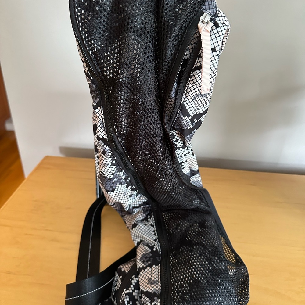 Lululemon Yoga Bag